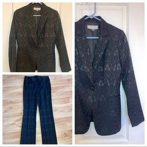 Tahari floral black suit and pants bundle set lot size 4.    A1